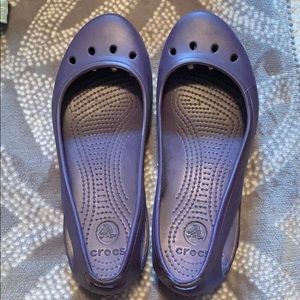 Purple crocs